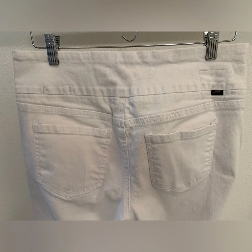 Jag Jeans - Pull On Sleek White Jeans, Size 10 - Picture 6 of 13